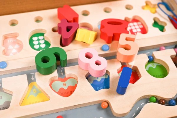 DIGITAL MAZE LOGARITHMIC BOARD_3 Edukačné počítadlo drevené MONTESSORI